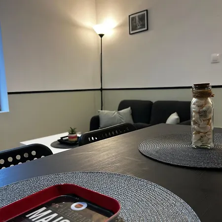 Apartmán La Preize Station - Theatre De Champagne - Wifi Troyes